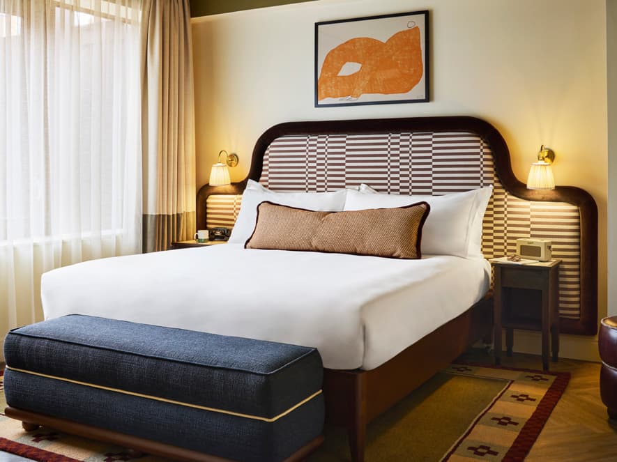 Nearby accommodation around Redcastle