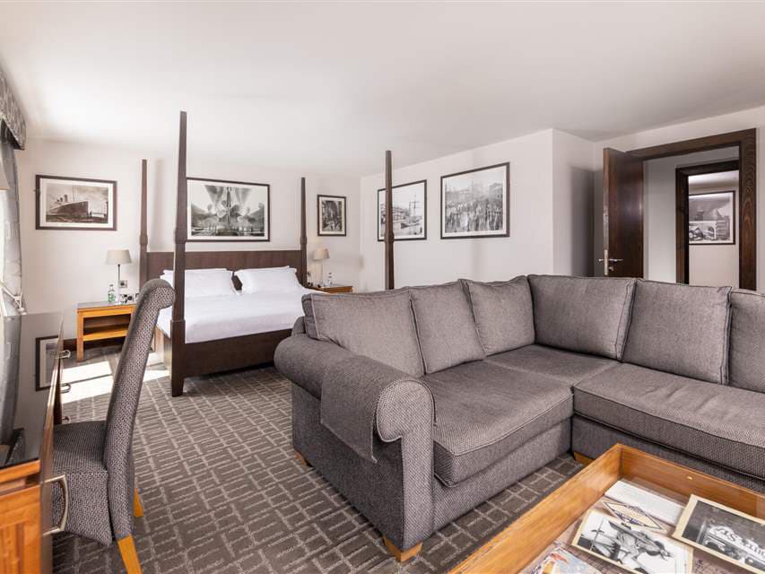 Redcastle Hotel exterior